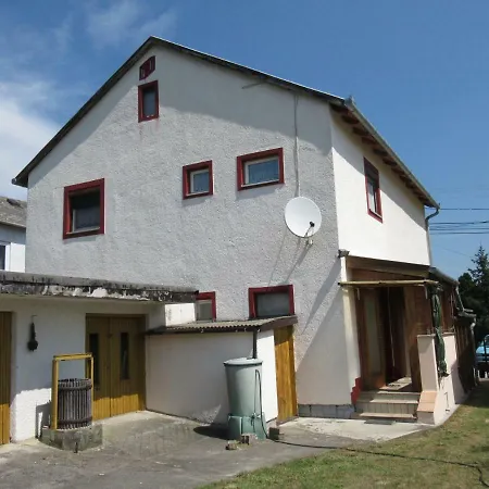 Apartman 6 Fo Reszere Badacsonytomajon Apartment