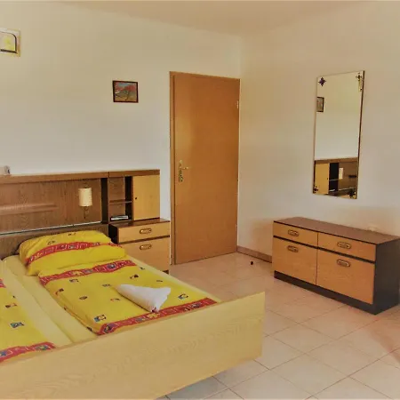 Apartman Apartman 6 Fő Részére Badacsonytomajon *